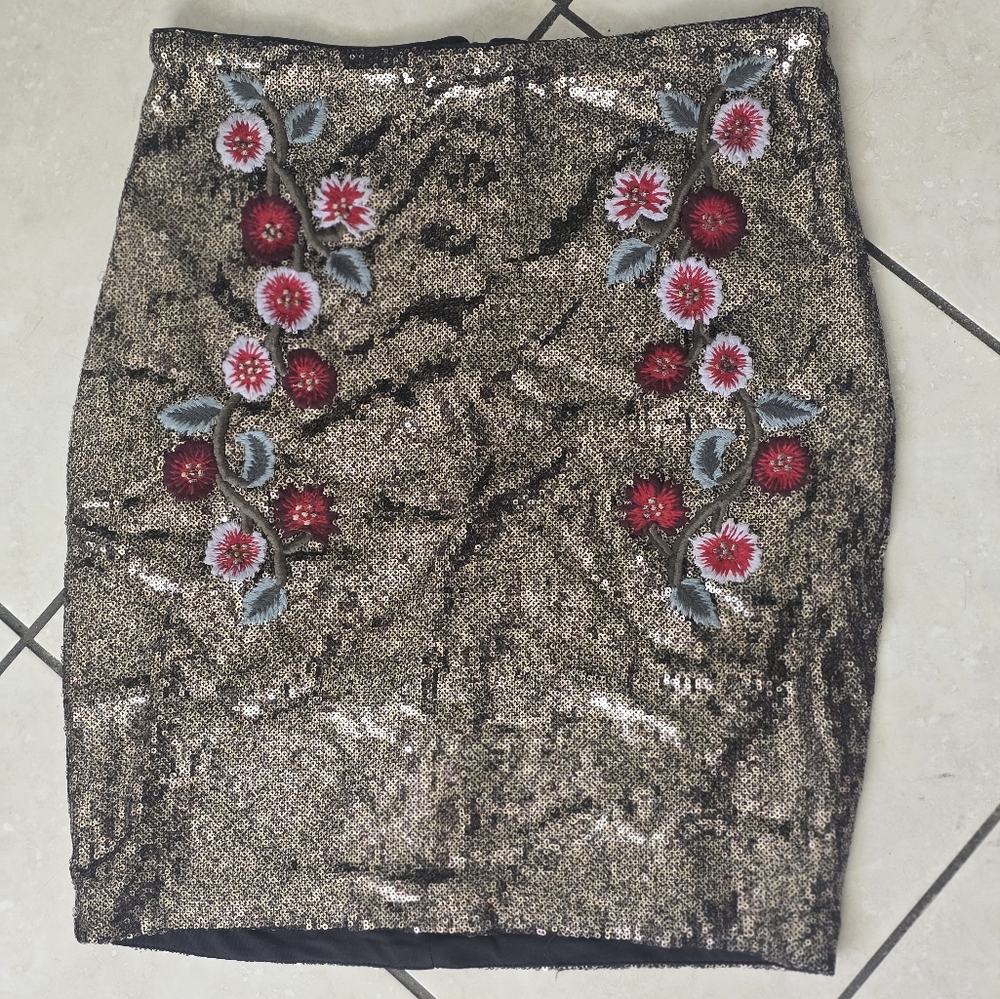 Guess Gold Sequin Embellished Pencil Skirt Cocktail